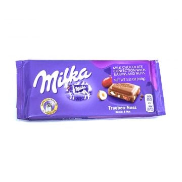 Milka Chocolate Raisins and Nuts 100g